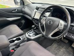 2019 Nissan Navara ST D23 Series 3 4X4 Dual Range Cosmic Black