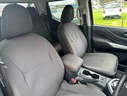2019 Nissan Navara ST D23 Series 3 4X4 Dual Range Cosmic Black