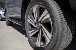 2025 Isuzu MU-X LS-T