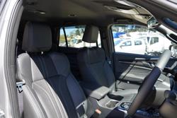 2025 Isuzu MU-X LS-T