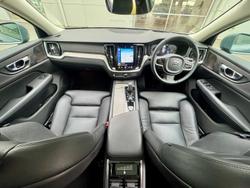 2021 Volvo V60 Cross Country B5
