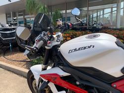 2013 Triumph STREET TRIPLE R White