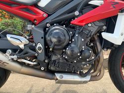 2013 Triumph STREET TRIPLE R White