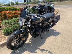 2024 Royal Enfield INTERCEPTOR 650 E5 DARK Black