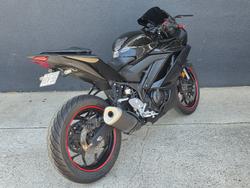 2022 Yamaha YZF-R3 BLACK