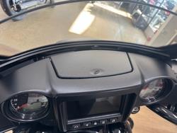 2023 Indian CHIEFTAIN DARK HORSE BLACK