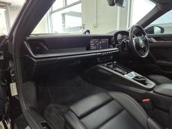 2020 Porsche 911 Carrera