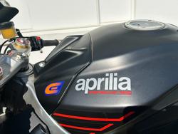 2016 Aprilia RSV4 RR Black