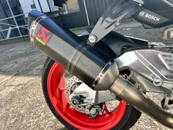 2016 Aprilia RSV4 RR Black