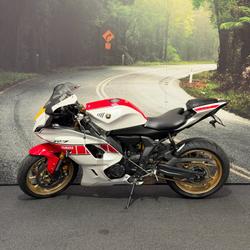 2021 Yamaha YZF-R7LA Blue / White