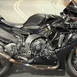 2020 Yamaha YZF-R1 Black