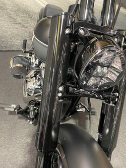 2023 HARLEY-DAVIDSON FXBR BREAKOUT (117) Black