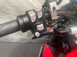 2022 DUCATI STREETFIGHTER V2 Red