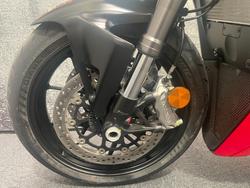 2022 DUCATI STREETFIGHTER V2 Red