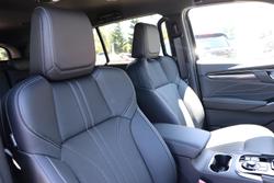 2025 Isuzu MU-X LS-T