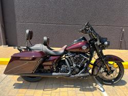 2022 Harley-Davidson Road King Special 114 (FLHRXS) Touring Maroon