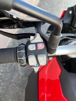 2016 BMW Motorrad S 1000 XR RED