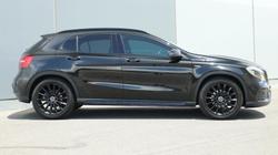 2019 Mercedes-Benz GLA-Class GLA180 X156 Cosmos Black