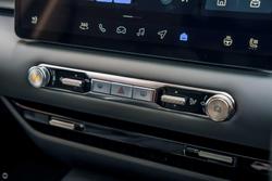 2025 MG MGS5 EV Essence 62