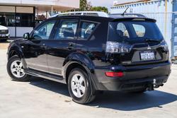 2009 Mitsubishi Outlander LS
