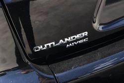 2009 Mitsubishi Outlander LS