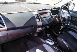 2009 Mitsubishi Outlander LS