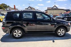 2009 Mitsubishi Outlander LS