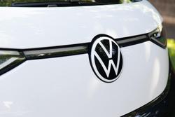 2025 Volkswagen ID. Buzz Pro BEV560