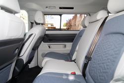 2025 Volkswagen ID. Buzz Pro BEV560