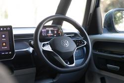 2025 Volkswagen ID. Buzz Pro BEV560