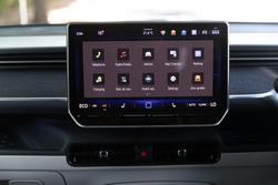 2025 Volkswagen ID. Buzz Pro BEV560