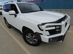2022 Toyota Landcruiser LC300 VX (4x4)