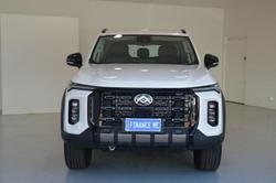 2025 LDV D90 Executive