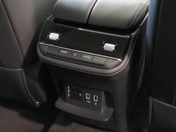 2025 LDV D90 Executive