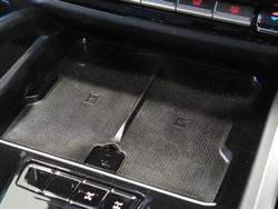 2025 LDV D90 Executive