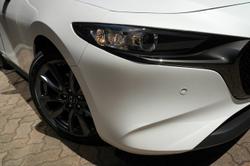 2025 Mazda 3 G20 Touring