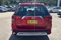 2020 Mitsubishi Outlander ES