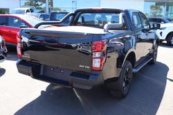 2025 Isuzu D-MAX X-RIDER