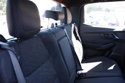 2025 Isuzu D-MAX X-RIDER