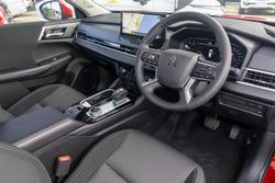 2025 Mitsubishi Outlander LS