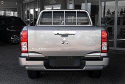 2025 Mitsubishi Triton GLX