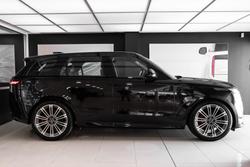 2025 Land Rover Range Rover Sport D250 Dynamic SE