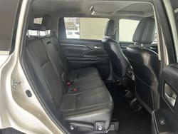 2014 Toyota Kluger Grande
