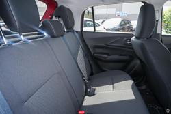 2025 Suzuki Swift Hybrid GLX UZ Burning Red