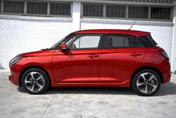 2025 Suzuki Swift Hybrid GLX UZ Burning Red