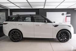 2025 Land Rover Range Rover Sport D250 Dynamic SE