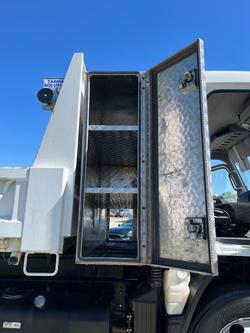 2020 Fuso Canter 815