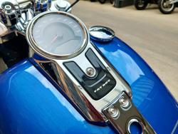 2025 HARLEY-DAVIDSON FAT BOY 117 (FLFB) ROAD BLUE BURST