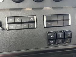 2024 Freightliner Cascadia 116 Tipper White