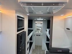 2025 VICTORY CARAVANS Family